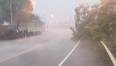 花蓮風雨災情意外頻傳 東大門夜市附近停電