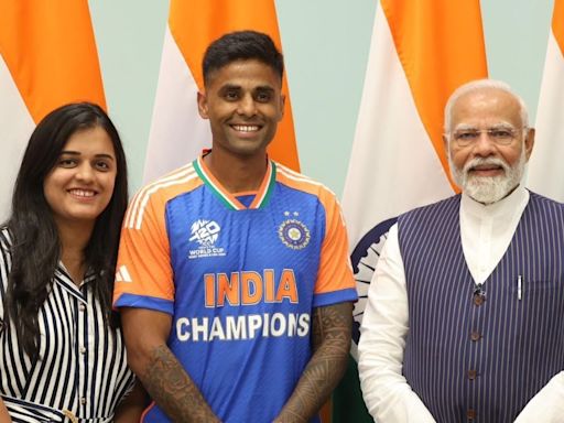 This Throwback Photo Of Suryakumar Yadav With PM Modi's Poster Proves That Dreams Do Come True - News18