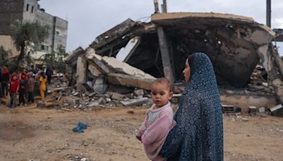 Israel Attacks Rafah, as It Questions Hamas Cease-Fire Terms