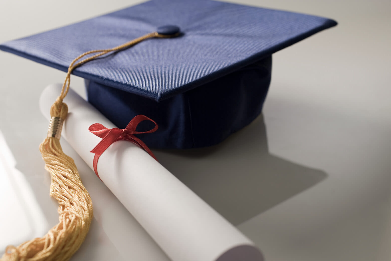 Twin Sisters Have Been Named Valedictorian And Salutatorian At Godby High School In Florida