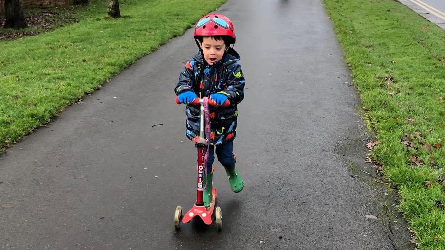 Scooter ride for boy who died from rare condition