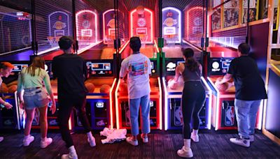 Dave & Buster's to allow customers to bet on arcade games