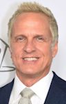 Patrick Fabian