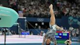 Olympic gymnastics live updates: Simone Biles puts on a show despite tweaking left calf