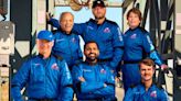 Blue Origin lleva pasajeros al espacio, incluido el astronauta más viejo