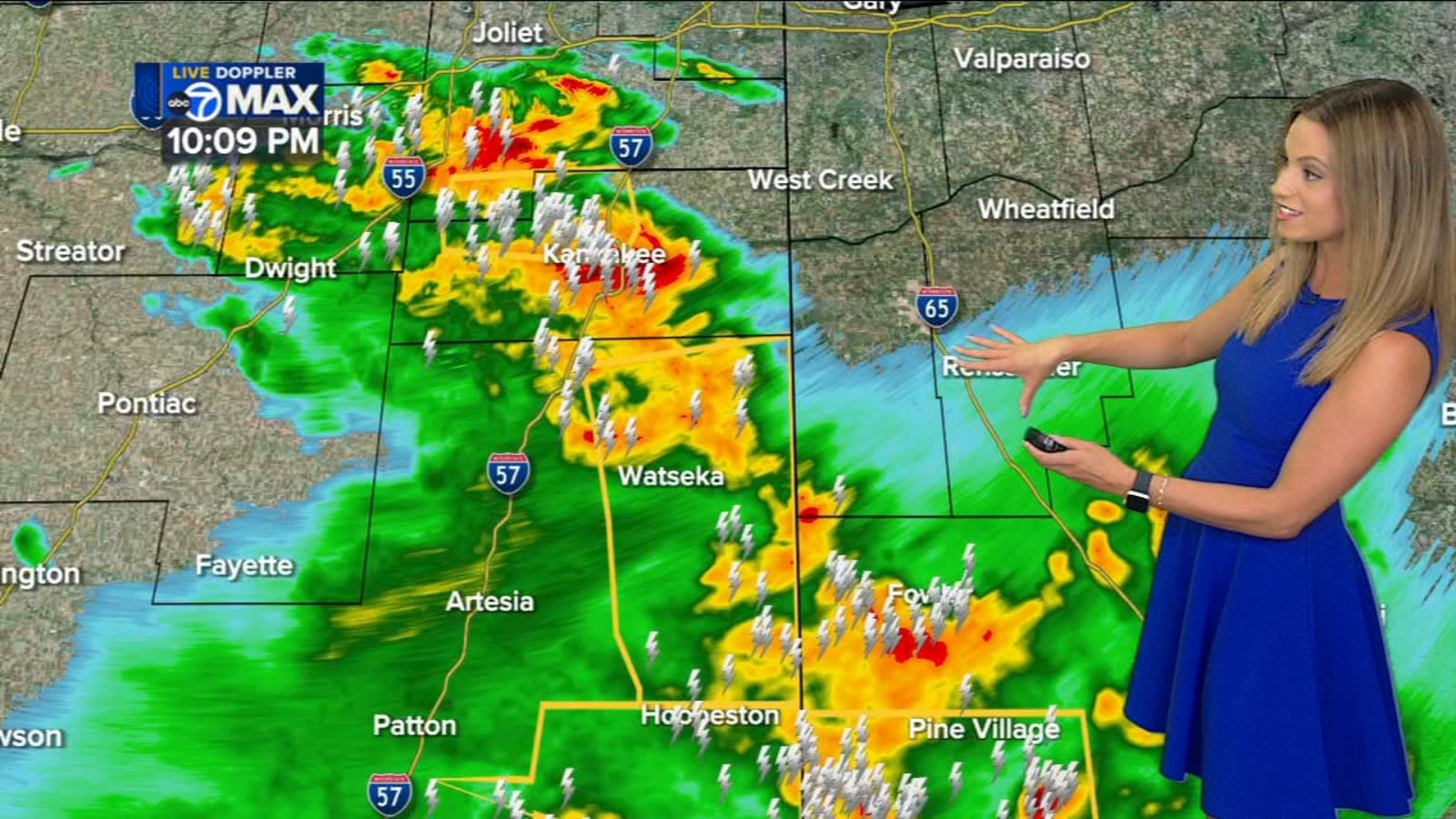 Chicago weather forecast: Severe weather moves across parts of area