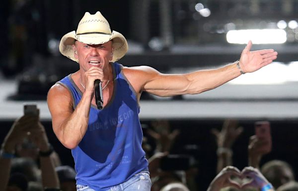 Kenny Chesney concert policies, parking information for Saturday concert