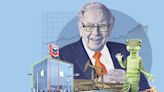 Buffett Rules Out ‘Eye-Popping’ Returns. But Investors Aren’t Listening.