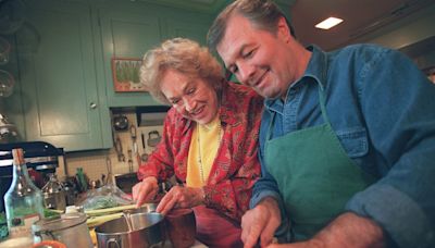 Jacques Pepin to co-host CT dinner for Julia Child Award's 10th anniversary