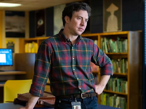 ‘The English Teacher’ Is the Best New TV Show of the Fall