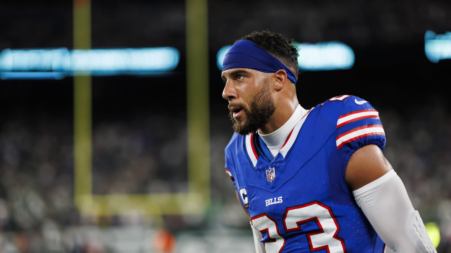 Micah Hyde says he'll either play for the Bills in 2024 or retire