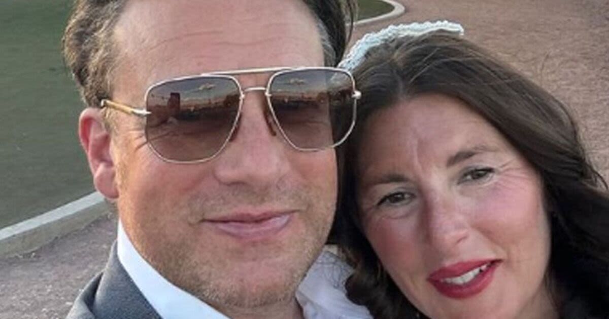 Jamie Oliver renews wedding vows with wife Jools in lavish Las Vegas ceremony