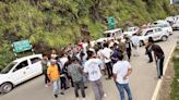 Tourism hit as Meghalaya group stops vehicles from Assam