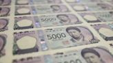 Yen Surges 2% in Minutes With Traders Edgy on Intervention Risk