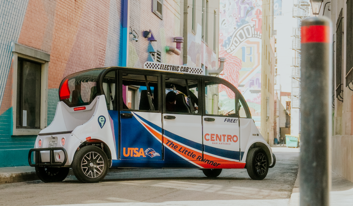 You can now use a free shuttle to get around in San Antonio