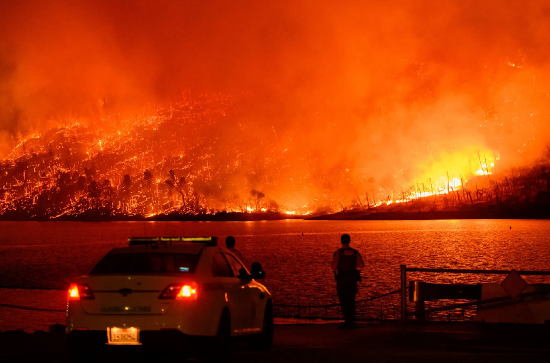 Thousands evacuate in face of emergency as monstrous fire surges out of control: 'It's going to be a challenge both day and night'