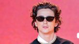 Publicaron nuevas fotos de Timothée Chalamet como Bob Dylan - La Opinión