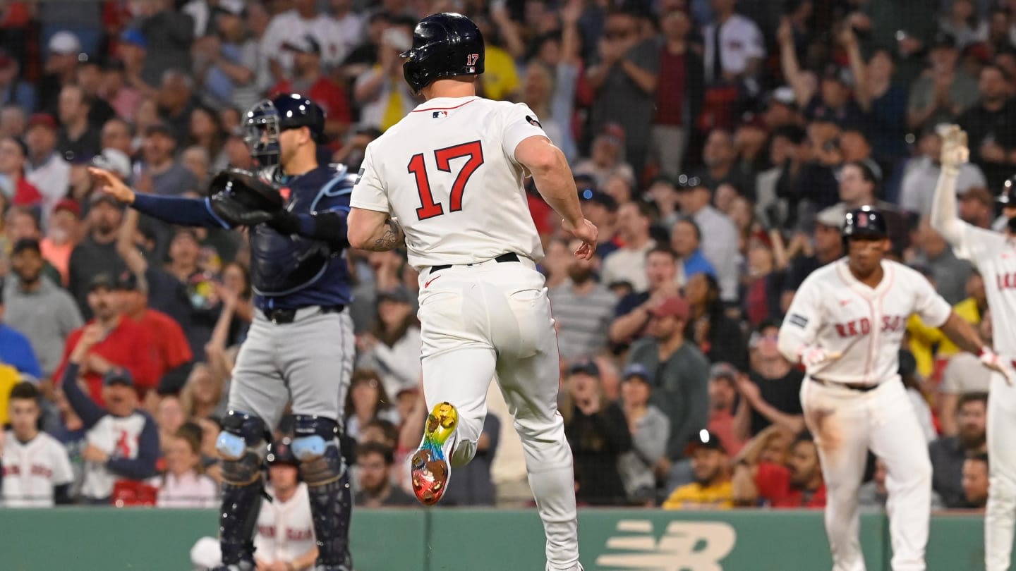 Philadelphia Phillies Linked To Outfielder Trade With Red Sox
