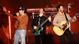 Jonas Brothers Tickets For Their 5 Albums 1 Night Tour Are Selling Quickly