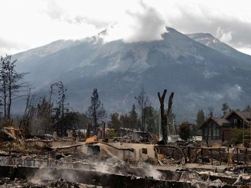 Jasper fire chief watched as his home was lost to flames