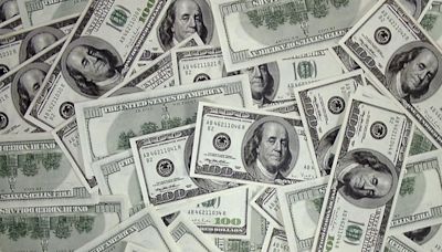 La Nación / BCP intensifica venta de dólares al mercado para “frenar” tendencia alcista