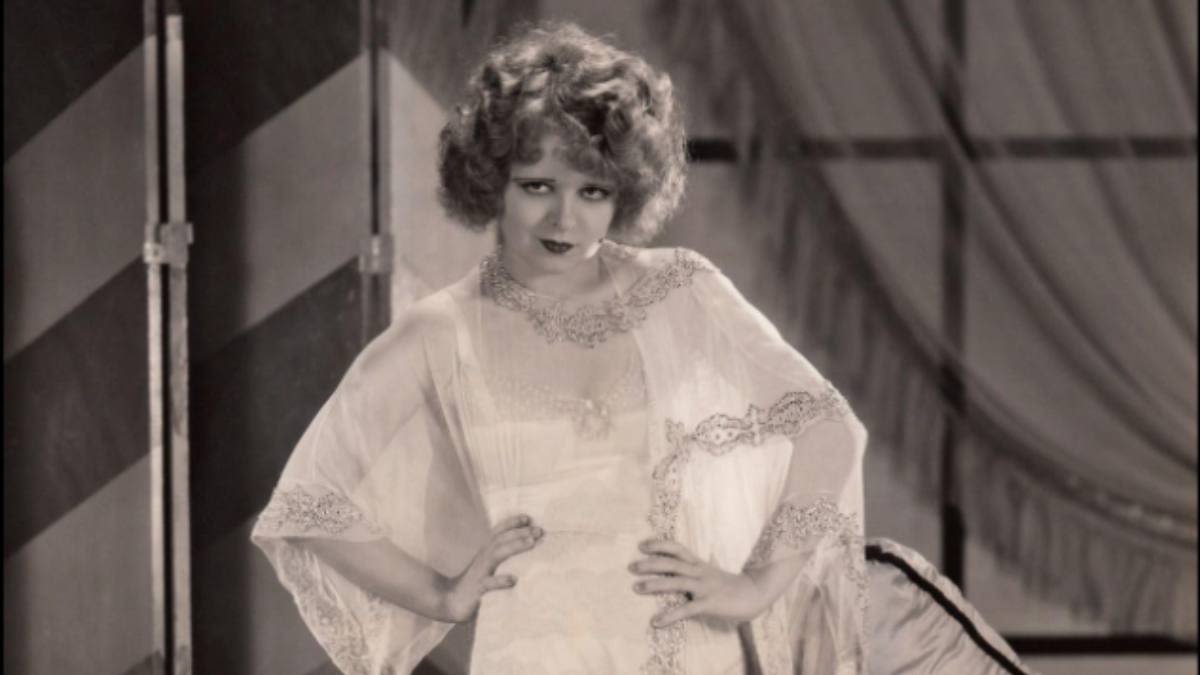 Clara Bow — The Tragic and Triumphant Life of Hollywood's First 'It' Girl