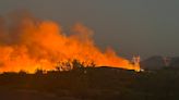 Mass evacuations in Arizona as wildfires tear through 2,500 acres