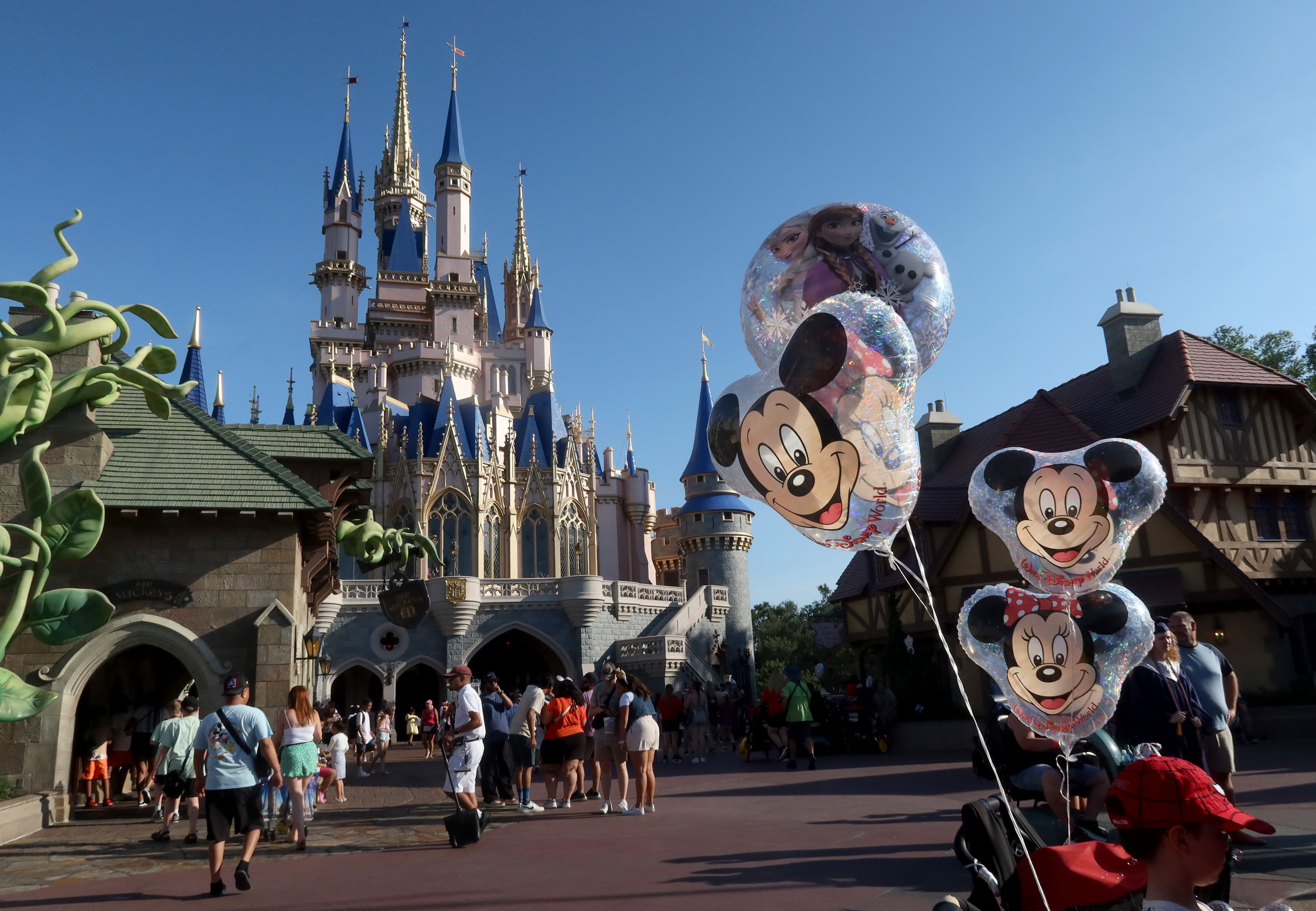 Trending tickers: Disney, Airbnb, Bitcoin, Pershing Square