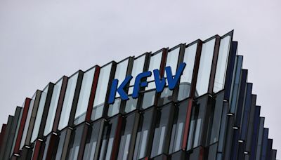 Deutsche Telekom Investor KfW to Sell €2.5 Billion in Shares