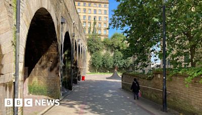 Bradford: Rough sleepers 'abandoned' as arches work delayed