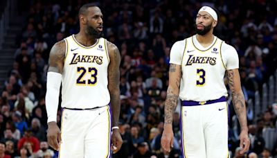 LeBron, AD will play in early preseason games