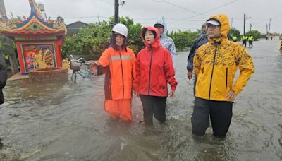 屏東暴雨多處積淹水 周春米視察 (圖)