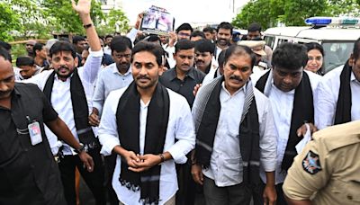 Will travel to Delhi to highlight misrule in Andhra Pradesh, says Jagan Mohan Reddy