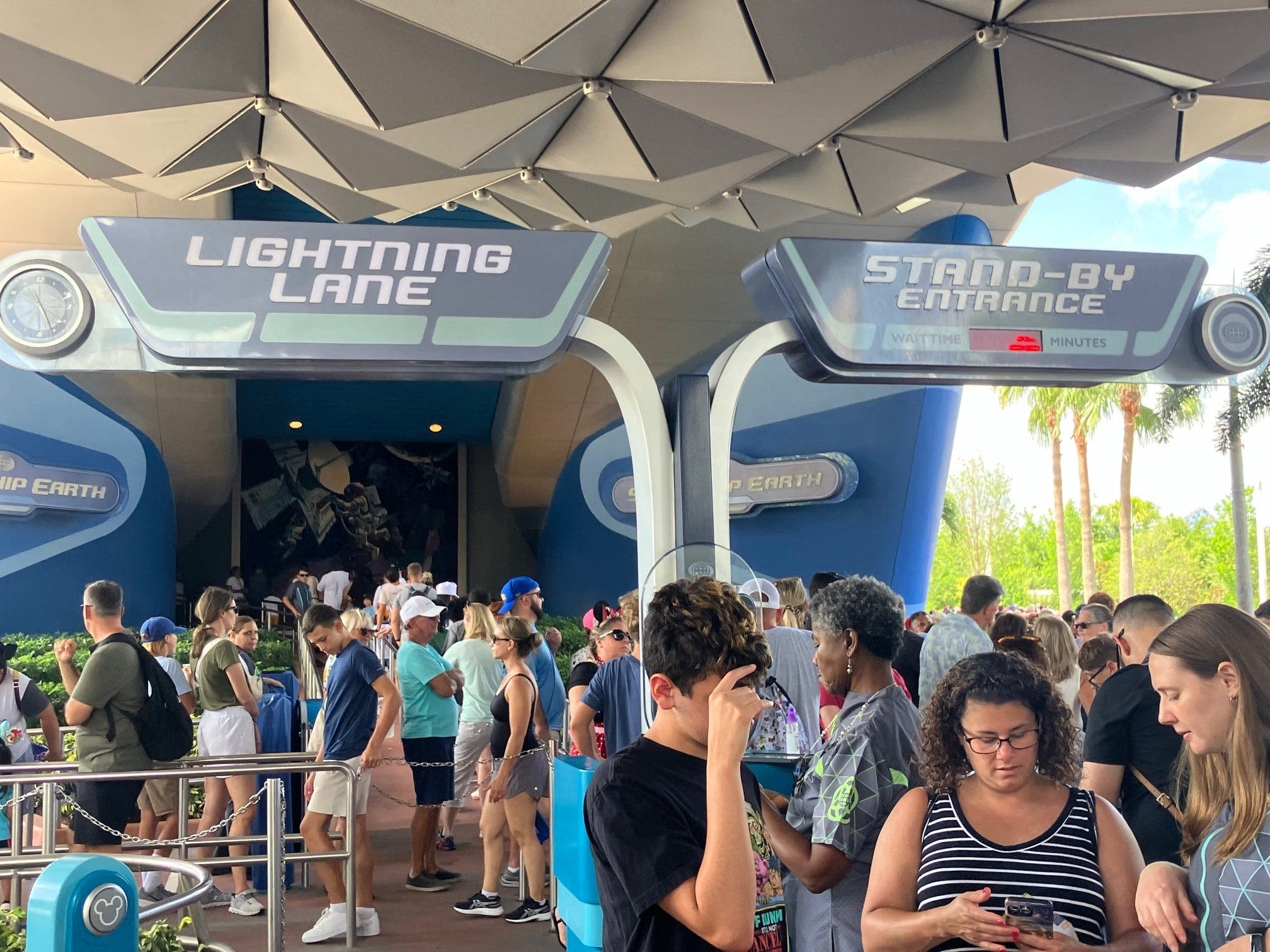 Walt Disney World's new Lightning Lane options move quickly: Tips and timing as system debuts