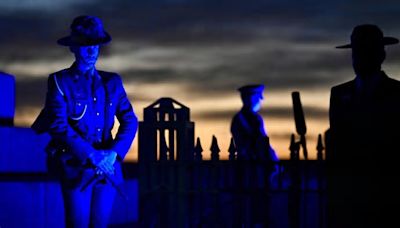 Anzac Day 2024: Crowd of 30,000 gather to honour the Anzacs at State War Memorial in Kings Park