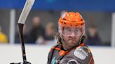 Legend Scott McKenzie to stay at Telford Tigers