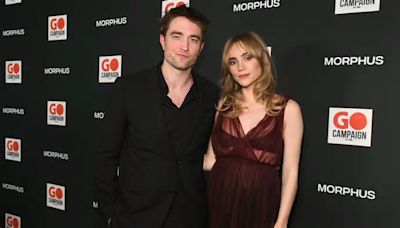 Robert Pattinson und Suki genießen Spaziergang mit Tochter!