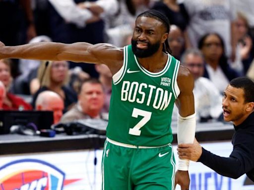 Why Jaylen Brown appeared upset following clutch basket in Celtics' Game 4 win