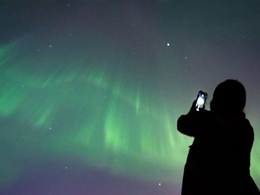 Aurora borealis returning to night skies across Canada this Friday: NOAA