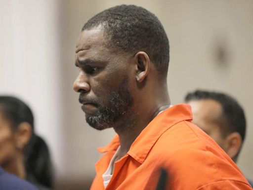 R. Kelly Moved to Prison in North Carolina + Benzino's Idiotic Defense of Kelz | WATCH | EURweb