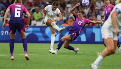 Mal wieder die USA: DFB-Frauen müssen nach Pleite zittern