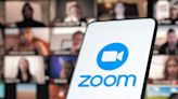 Zoom quiere que usemos un clon hecho con inteligencia artificial en nuestras reuniones: lo peor es de donde puede sacar los datos