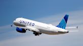 United Airlines tweaks frequent flyer program to reward credit card spending