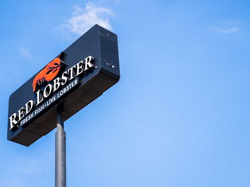 Red Lobster closures: 3 charts show what went wrong