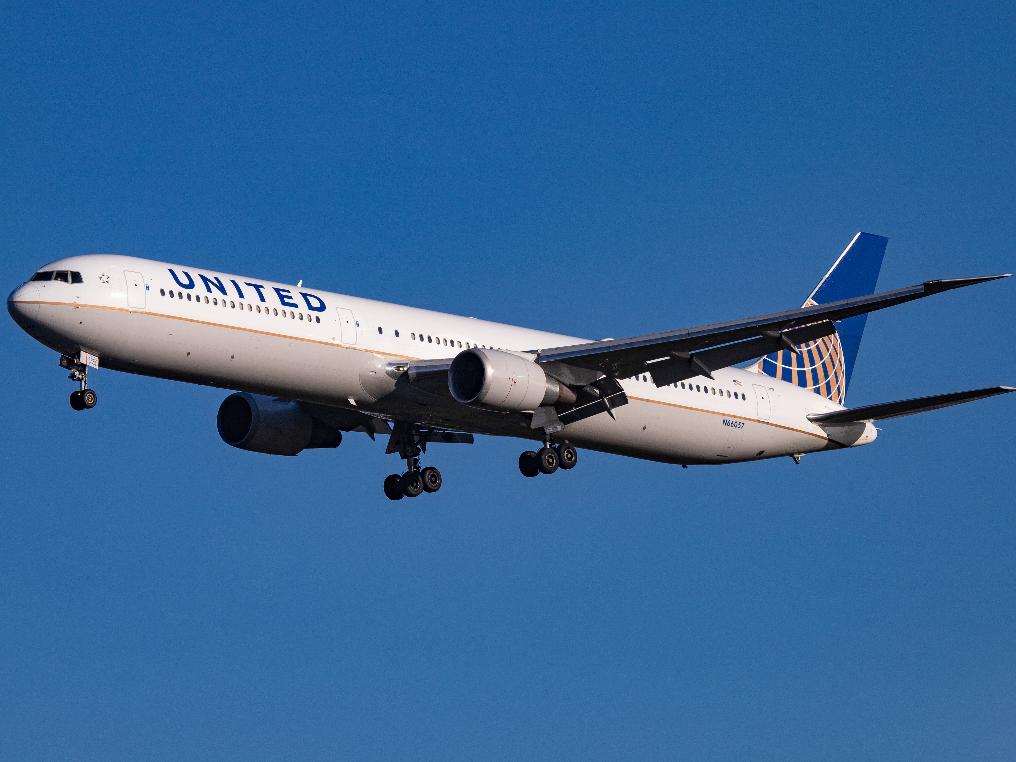 United Airlines flight with 157 passengers got diverted to Ireland after a laptop became stuck in a business-class seat