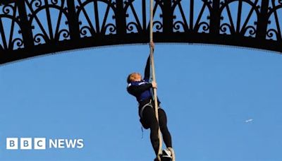 Eiffel Tower: French athlete attempts rope climbing world record