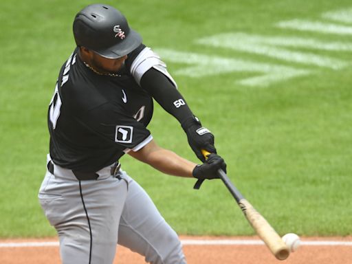 Lenyn Sosa, Paul DeJong homer in White Sox 8-4 loss to Guardians