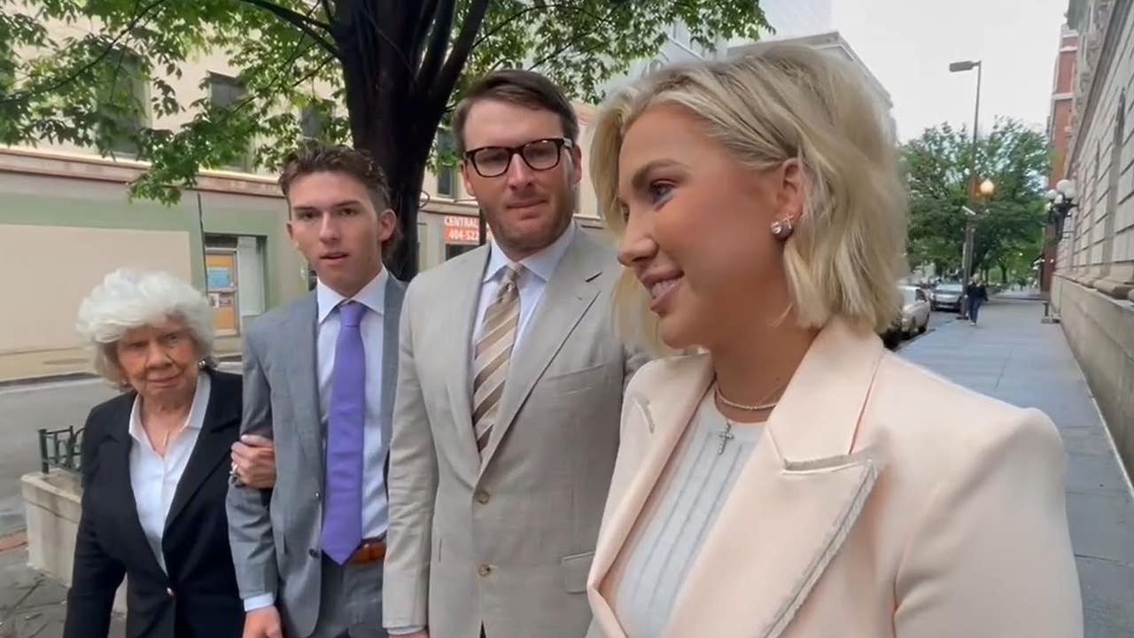 Todd and Julie Chrisley: Family attends Court of Appeals hearing in Atlanta