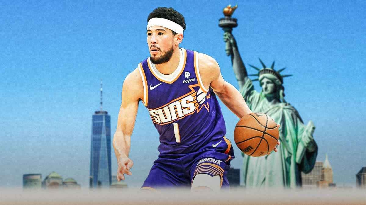 Suns' Devin Booker surprises fans at New York park