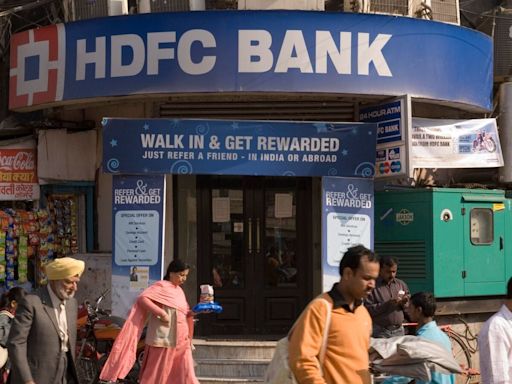 HDFC Bank sells home loans worth $717 million to ease credit load | Mint